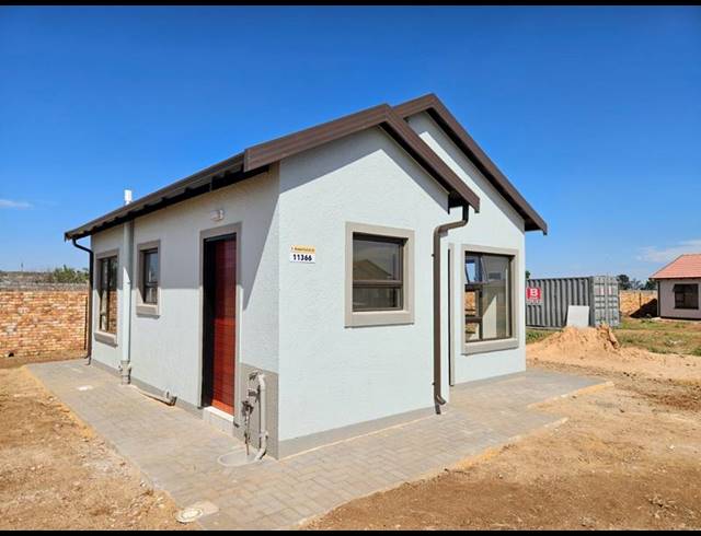2 BEDROOM HOUSE FOR SALE IN VANDERBIJLPARK NE